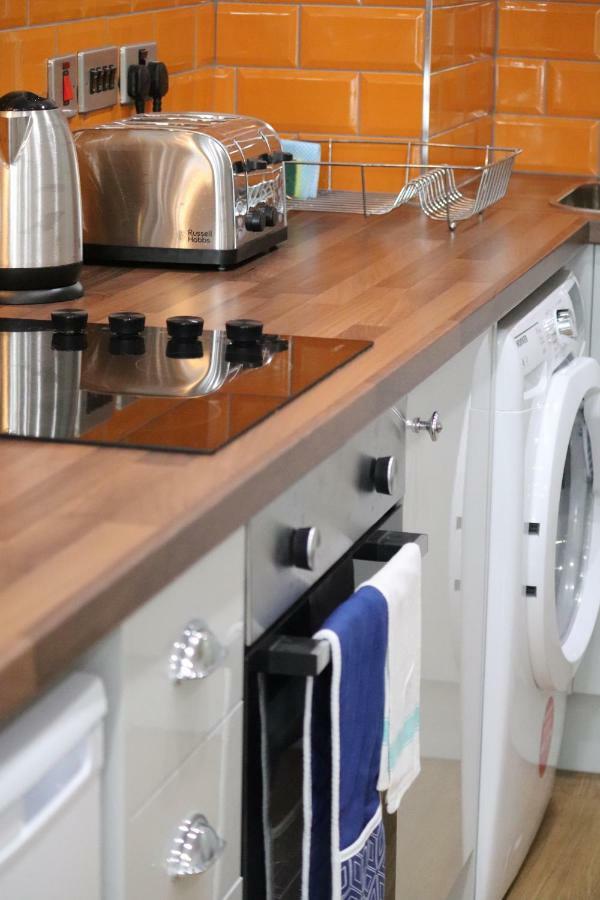 Halifax House, Studio Apartment 213 Екстер'єр фото